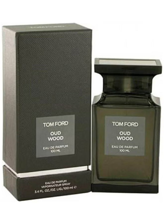 Royal Oud Wood – Elegant Eau de Parfum for Lasting Impressions 👑